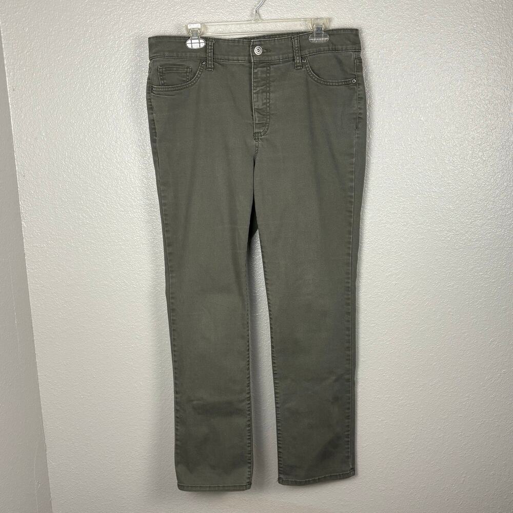 St. Johns Bay Women's Size 14 Straight Leg Military Green Jeans w Pockets Pants